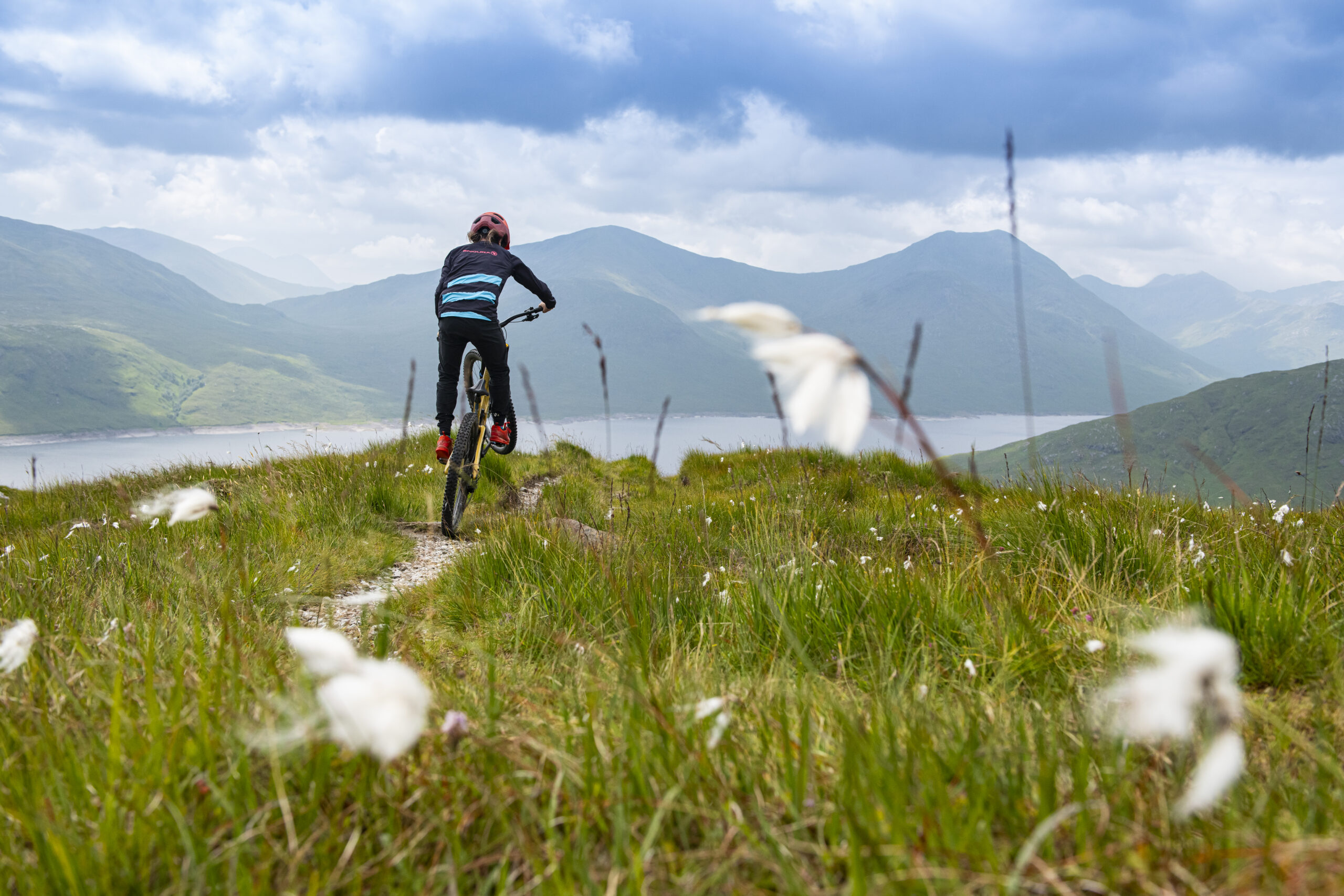 Singletrack Issue 151 Purposeful Adventure: Friends in High Places