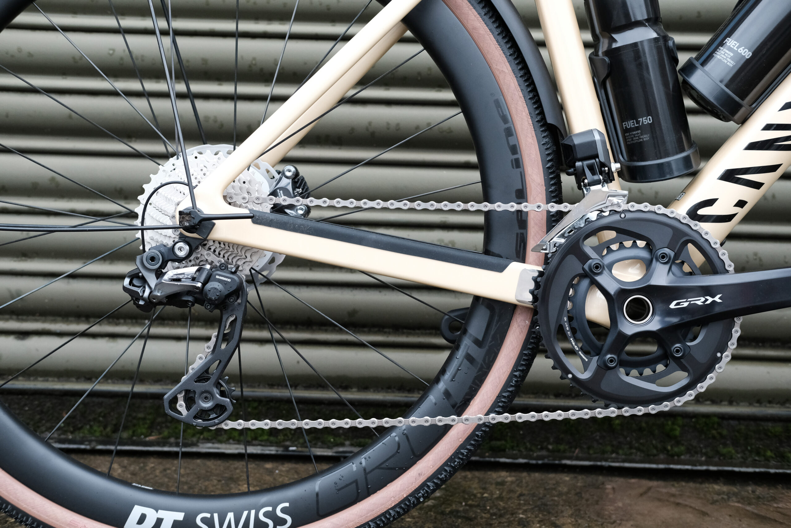 canyon grail gravel bike