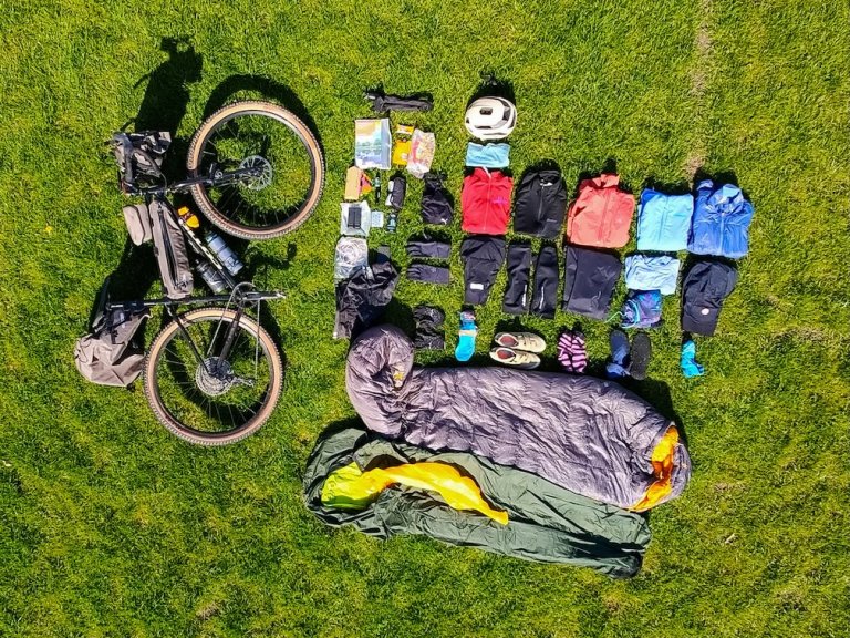 Rate my overnight bikepacking kit list