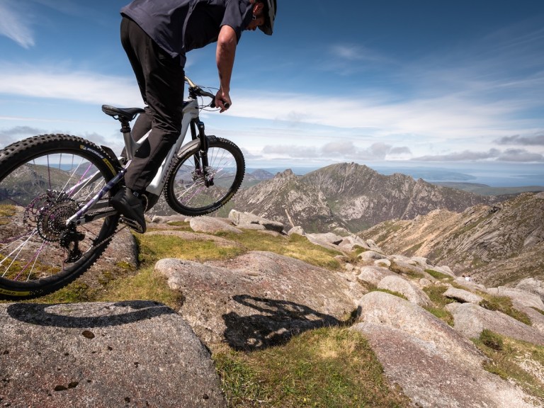 New Akrigg vid: Up + Over