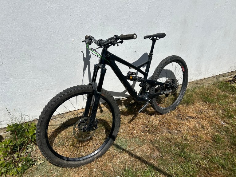 YT Jeffsy CF 27.5 Med
