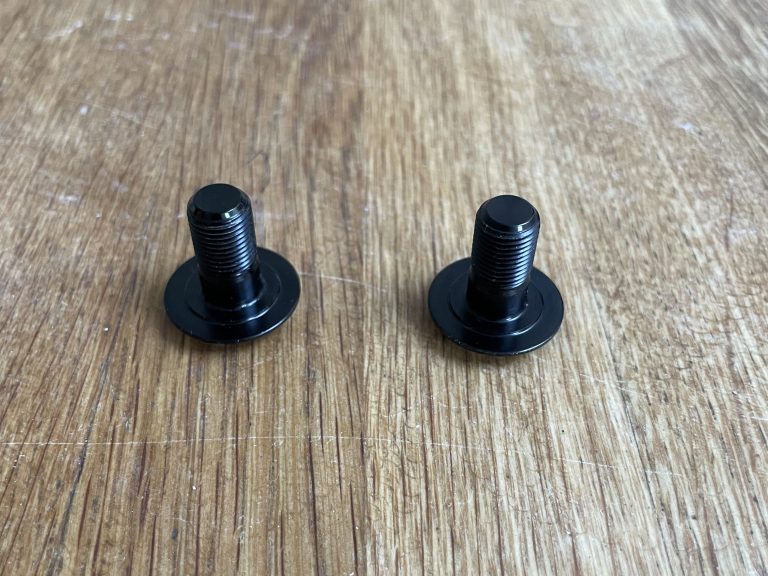 Ti upper link bolts for Bronson v3