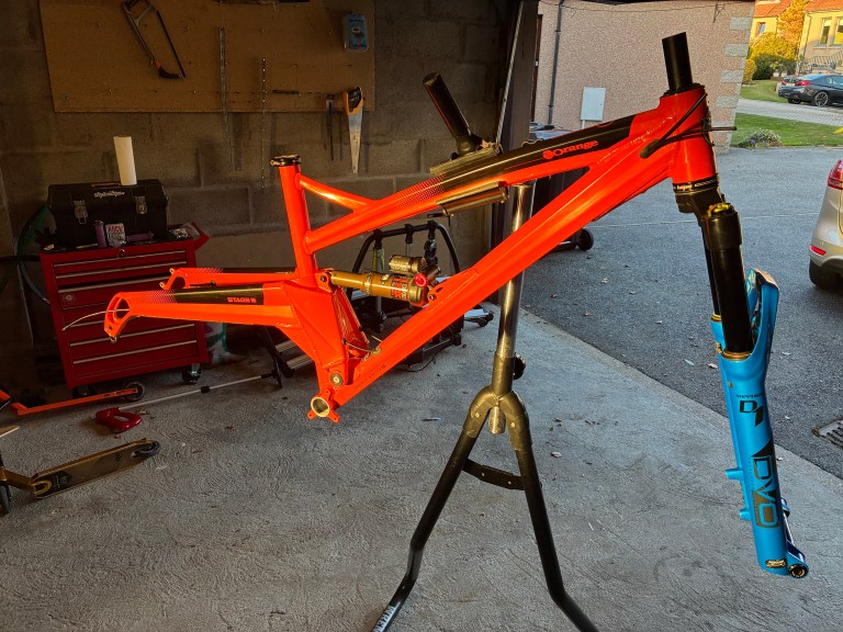 Orange stage 5 and DVO Sapphire D1